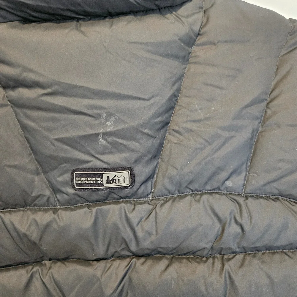REI Puffer Jacket Mens Large Black Full Zip Down Lightweight Fall Coat Outdoors
